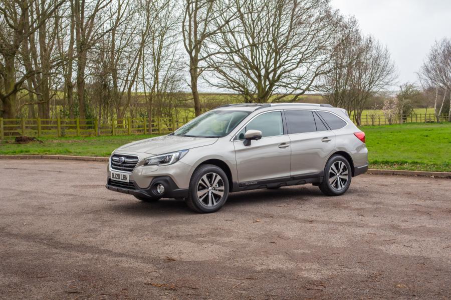  Subaru Outback 2018 года  (UK) (фото 9 из 36)